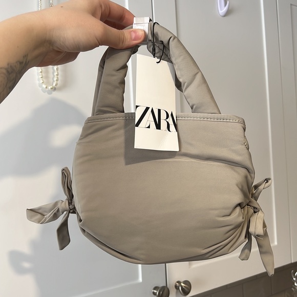 {Zara} NWT Chain Crossbody ⭐️ FEATURED ITEM ⭐️ - Picture 4 of 10